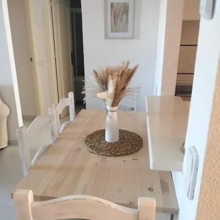 アパート Piso De Lujo Con Piscina