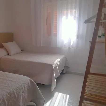 Piso De Lujo Con Piscina アパート